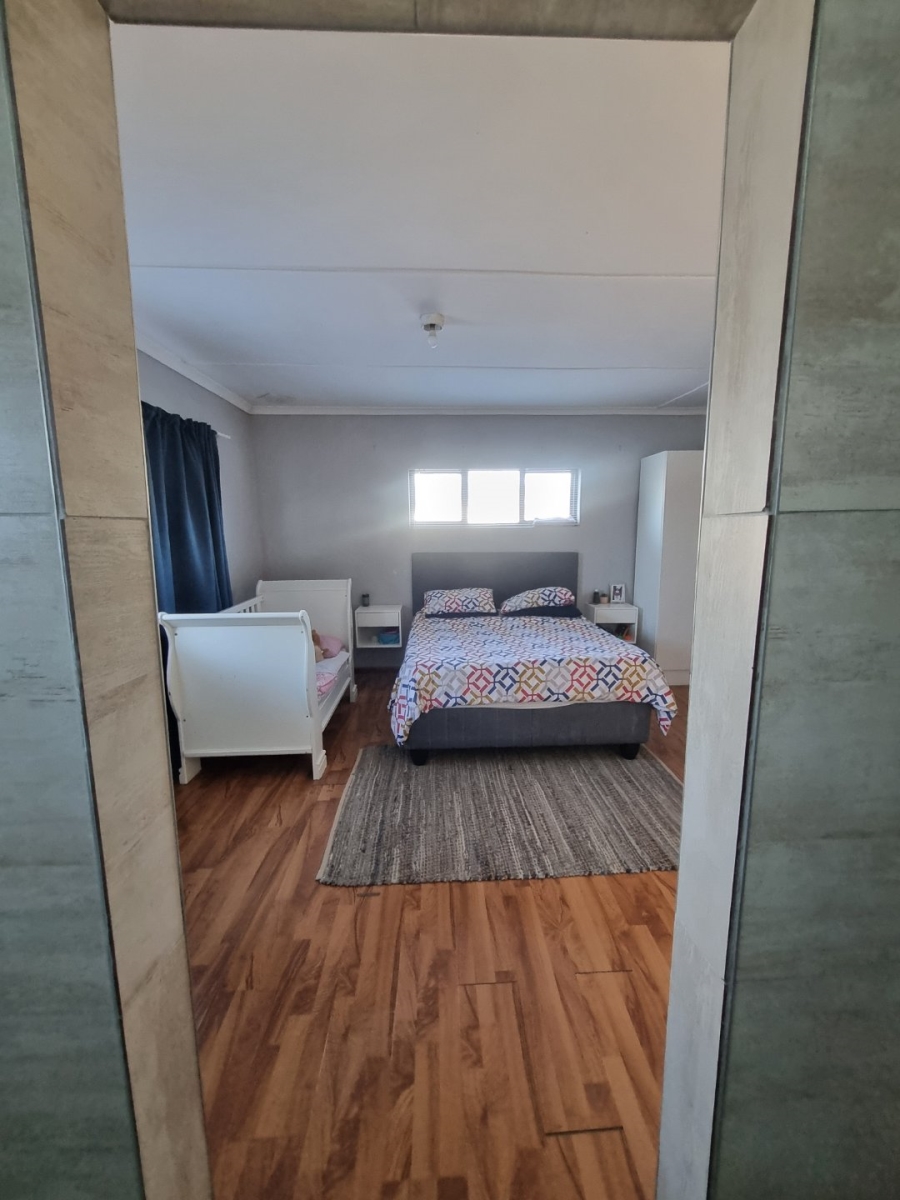 3 Bedroom Property for Sale in Croydon Western Cape
